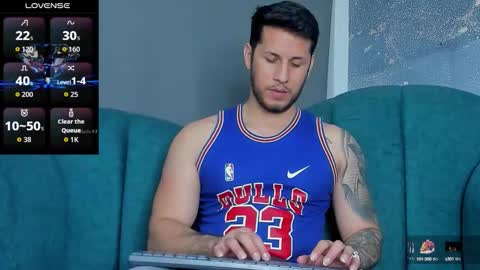 Snapshot of george_diesell_ chatting on 10.15.25 George online show from 10.15.25