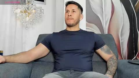 Snapshot of george_diesell_ chatting on 01.08.26 George online show from 01.08.26