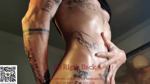 independent model online show from 12.21.24