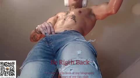 independent model online show from 02.19.25