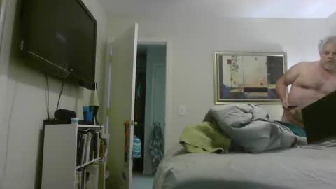 Snapshot of georgiagooner chatting on 10.28.25 ProudGooner online show from 10.28.25