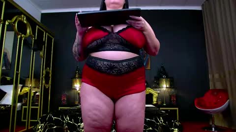 GeorgiaLerox online show from 10.19.25