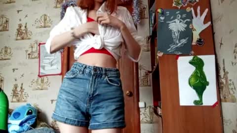 Ellie online show from 04.10.26