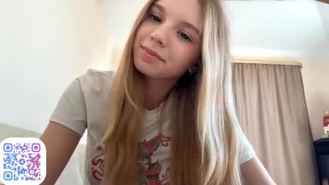Chloe online show from 09.13.25