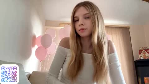 Chloe online show from 09.19.25