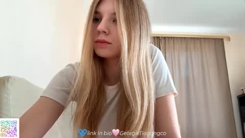 Chloe online show from 10.08.25