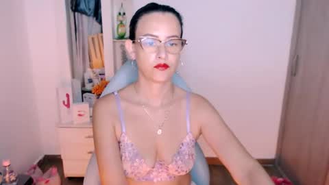 Snapshot of georginaferrer chatting on 07.06.26 georgina Ferrer online show from 07.06.26