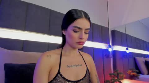 Kendal  online show from 01.30.25