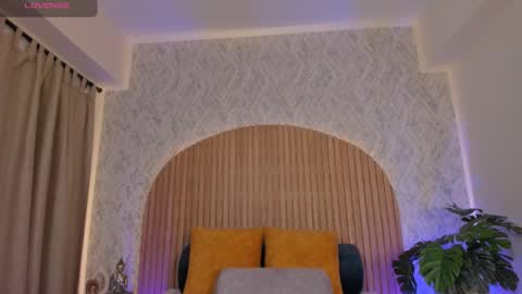 Kendal  online show from 10.21.25