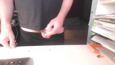 Snapshot of gerbisub chatting on 09.14.25 gerbisub online show from 09.14.25