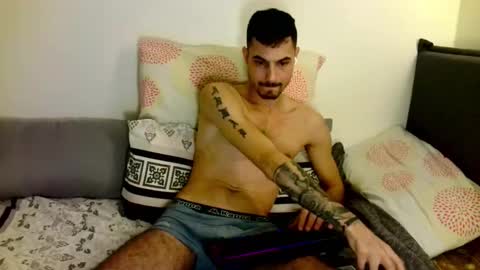 Snapshot of germanbigdic77 chatting on 10.12.25 HeteroGermanbigdic77 online show from 10.12.25