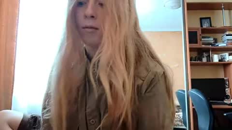 Kate online show from 04.14.26