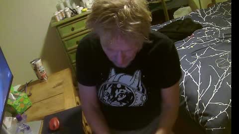 Snapshot of gethyn chatting on 12.05.24 Gethyn online show from 12.05.24