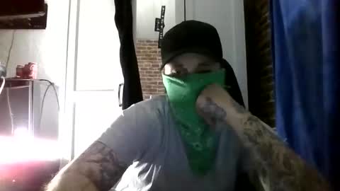 Snapshot of getithititnsplit chatting on 12.15.25 getithititnsplit online show from 12.15.25