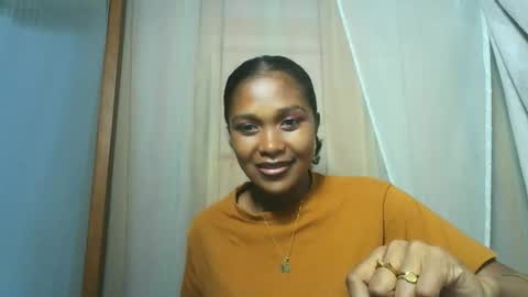 Snapshot of gggloria chatting on 10.12.25 gggloria online show from 10.12.25