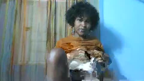 Snapshot of gggloria chatting on 10.20.25 gggloria online show from 10.20.25