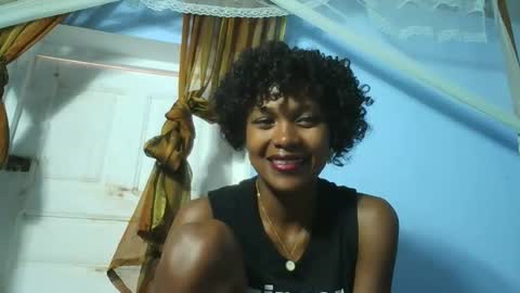 Snapshot of gggloria chatting on 11.10.25 gggloria online show from 11.10.25