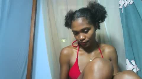 Snapshot of gggloria chatting on 11.26.25 gggloria online show from 11.26.25