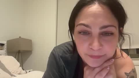 ggstrawberries online show from 03.24.26