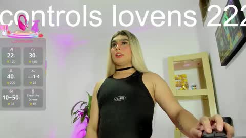 L A U R A online show from 09.14.25