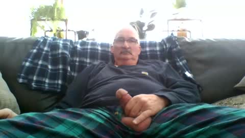 Snapshot of ghost2534 chatting on 12.17.25 ghost2534 online show from 12.17.25