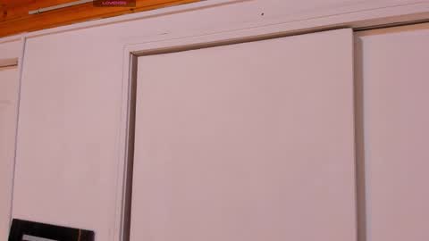 Snapshot of ghosty_doll chatting on 12.14.25 Allison online show from 12.14.25