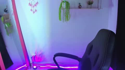 giaaaa   online show from 03.15.26