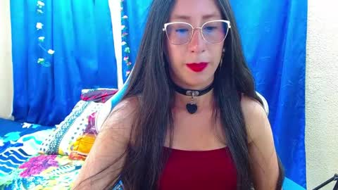 Snapshot of gia_leinn chatting on 04.18.26 Gia online show from 04.18.26