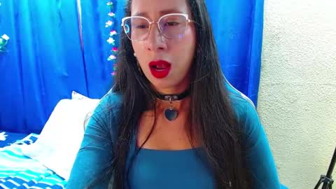 Snapshot of gia_leinn chatting on 04.24.26 Gia online show from 04.24.26