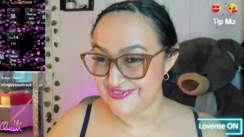 Snapshot of gia_nahomi chatting on 05.31.26 nahomi online show from 05.31.26