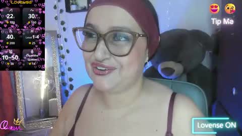 Snapshot of gia_nahomi chatting on 06.08.26 nahomi online show from 06.08.26