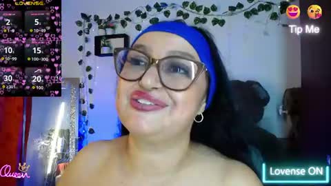 Snapshot of gia_nahomi chatting on 06.09.26 nahomi online show from 06.09.26