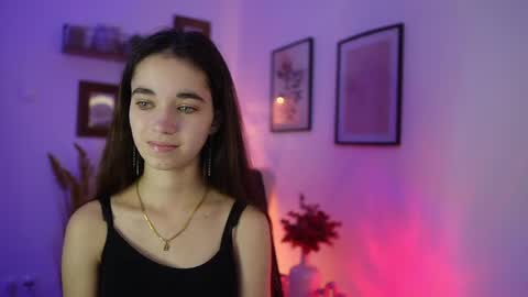 Snapshot of gia_paige18 chatting on 11.07.25 Gia Paige18 online show from 11.07.25