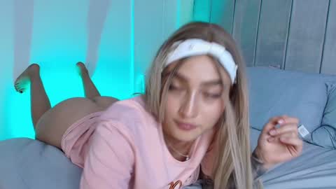 Snapshot of giaa_ross chatting on 01.09.25 Gia online show from 01.09.25