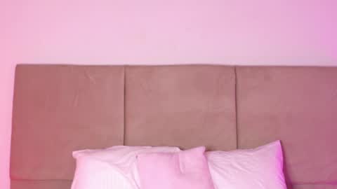 G I A  online show from 04.09.26