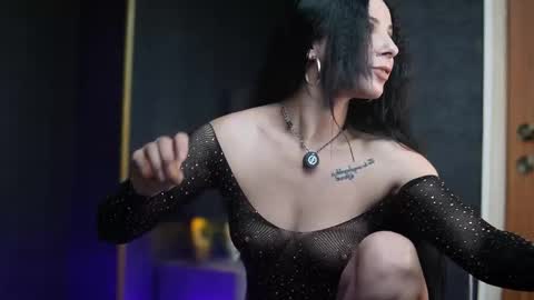 Snapshot of giaeasyice chatting on 12.02.25 Gia online show from 12.02.25