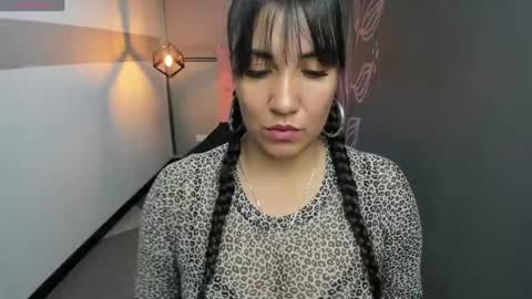 G I A  FOX online show from 12.20.24