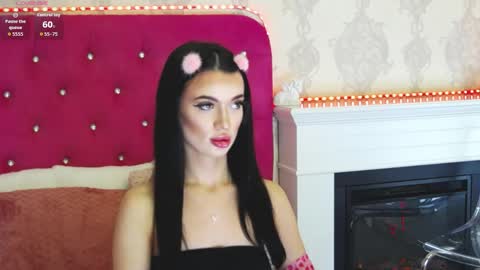 Snapshot of giaglaze chatting on 03.29.26 Gia online show from 03.29.26