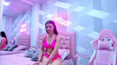 Snapshot of gianna_watson chatting on 03.01.25 gianna_watson online show from 03.01.25