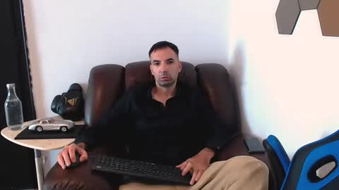Gianni online show from 10.10.25