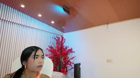 Snapshot of gianovak chatting on 10.08.25 gianovak online show from 10.08.25