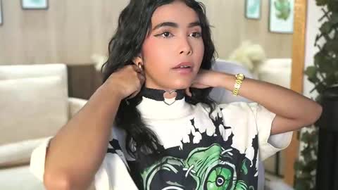 Snapshot of gianovak chatting on 10.29.25 gianovak online show from 10.29.25