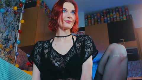 Snapshot of giantess_eva chatting on 01.17.25 Eva online show from 01.17.25
