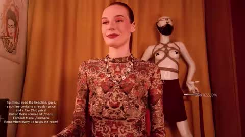 Snapshot of giantess_eva chatting on 10.22.25 Eva online show from 10.22.25