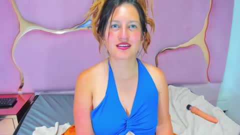 GiaRoussel online show from 01.03.25