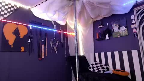 Snapshot of gigglemethis22 chatting on 11.09.25 Giggles online show from 11.09.25