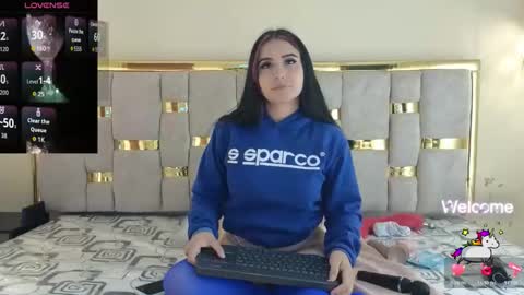 Snapshot of gigi_brigthon chatting on 01.08.26 Gigi. online show from 01.08.26