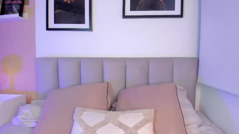 GIGI online show from 09.12.25