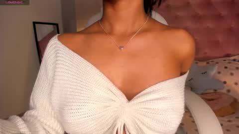 GIGI online show from 12.04.25