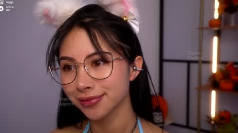 Snapshot of gigi_ulala chatting on 11.04.25 80 off in my OF gigipriv online show from 11.04.25